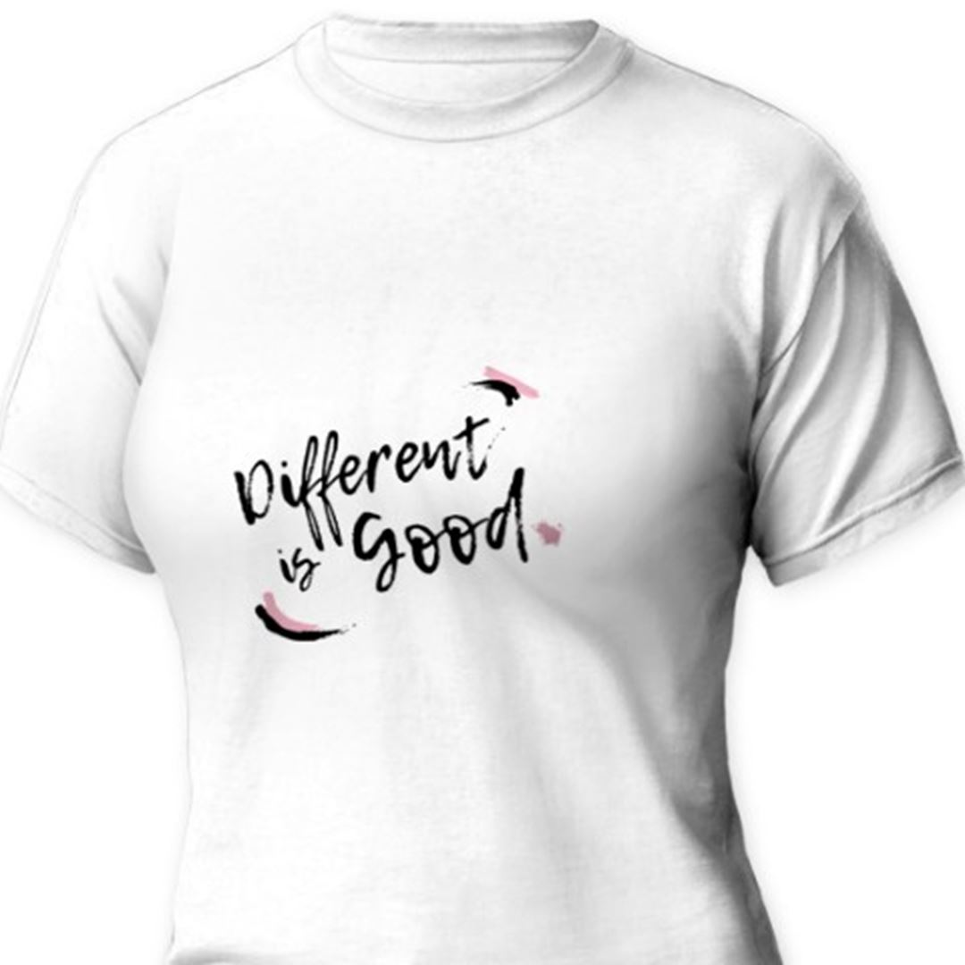 Different is Good Baskılı T-Shirt  